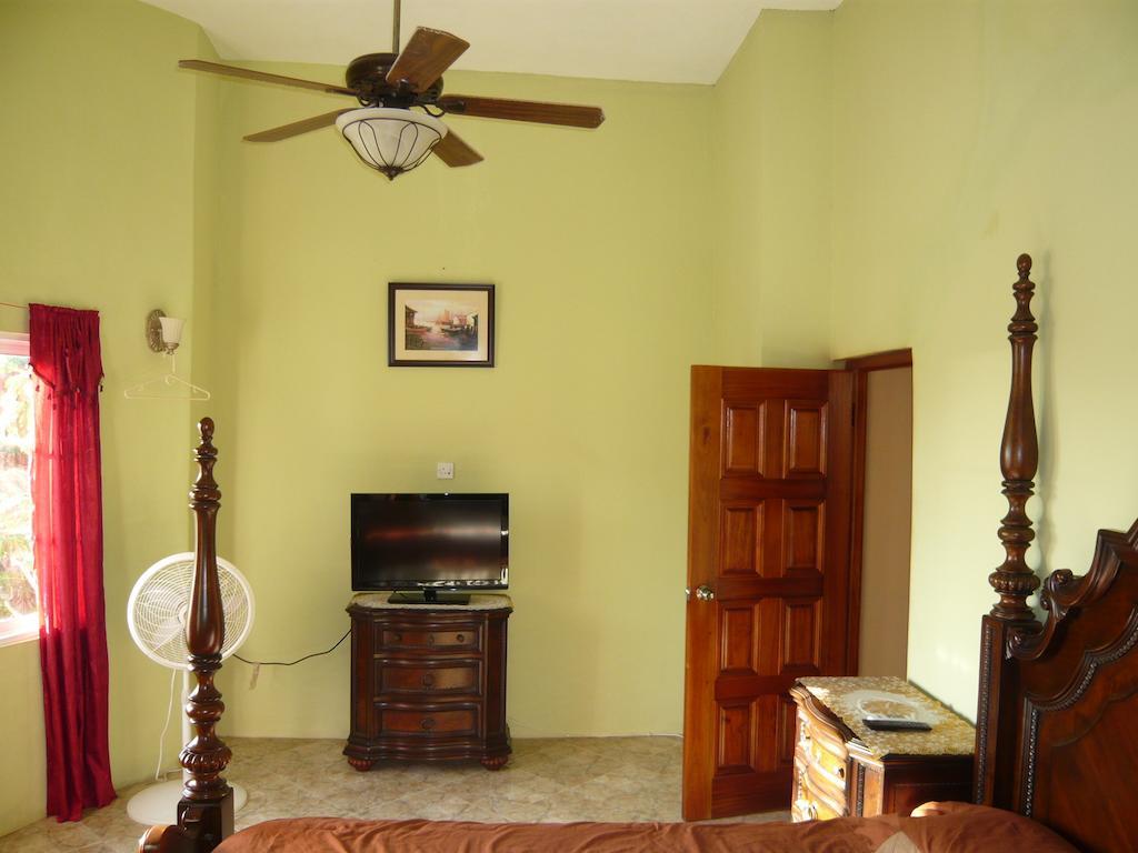 Eddies Tigress 2 Negril Quarto foto